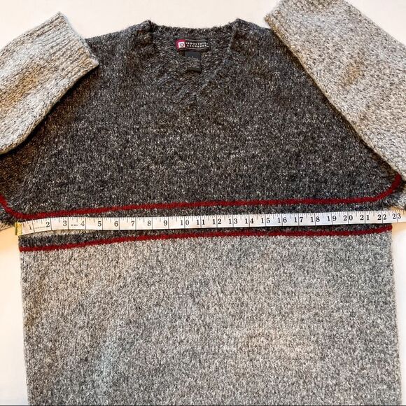 Vintage Industrial Exchange Wool Blend V-Neck Sweater Size L - Picture 6 of 6